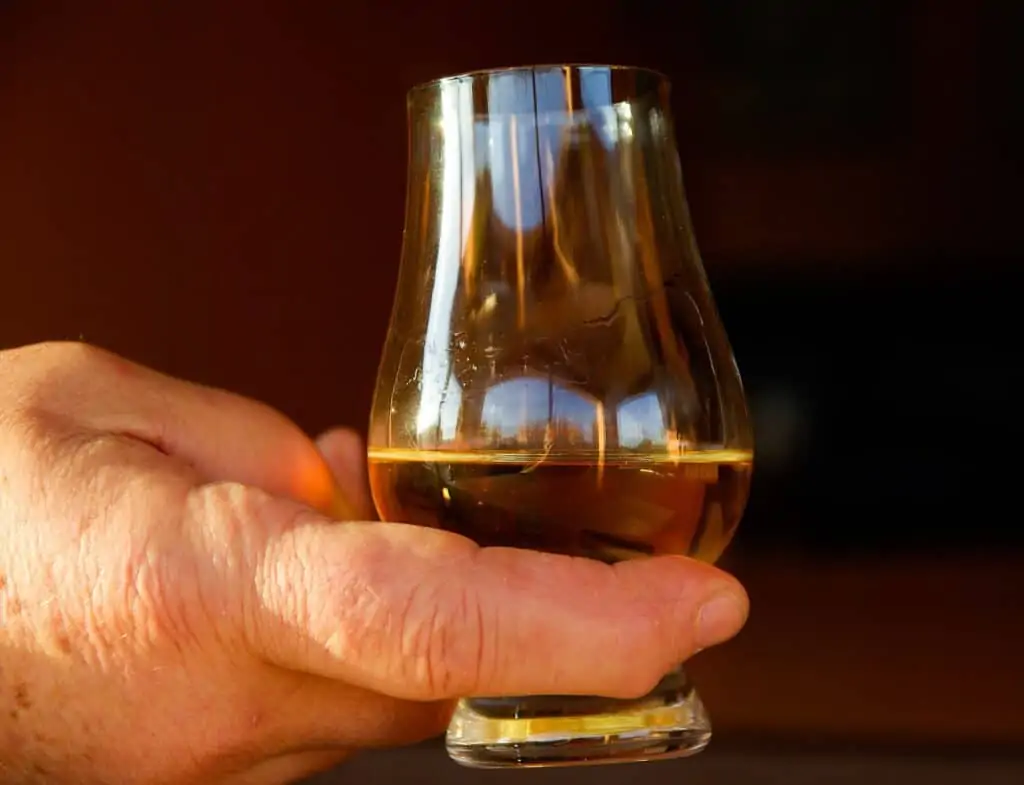Jak pít whisky